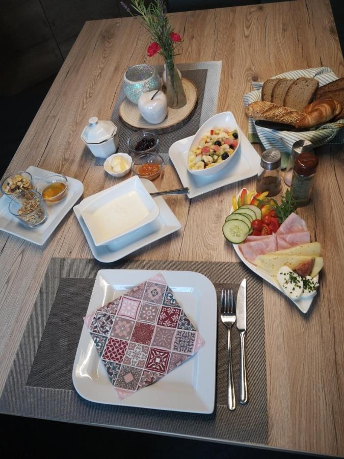 Privatzimmer Helga Haselberger 입스 안 데어 도나우 외부 사진
